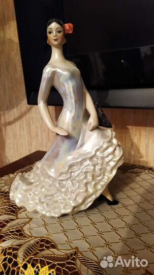 Статуэтка Кармен фарфор