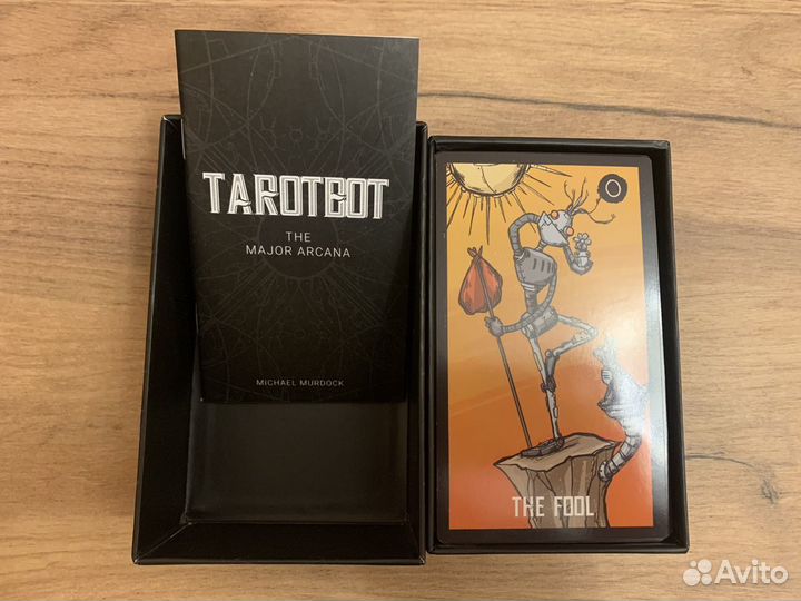Карты - Tarotbot / Таро роботов. Оригинал