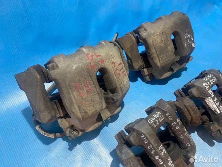 Суппорт тормозной Mercedes GL164 ML164