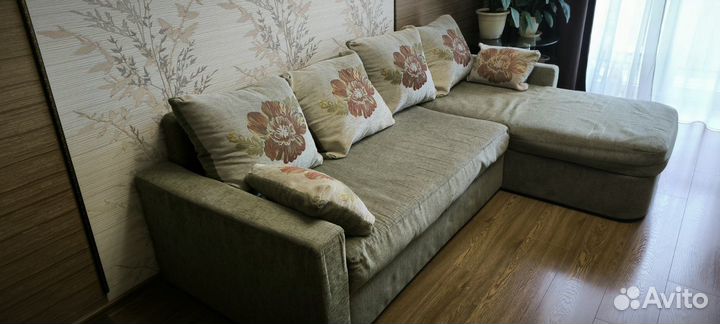 Большой угловой диван бу
