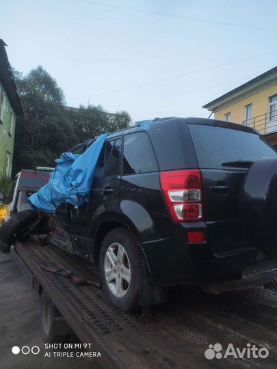 Suzuki grand vitara 2.0 МКПП пол. привод в разборе