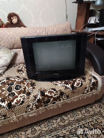 Телевизор samsung