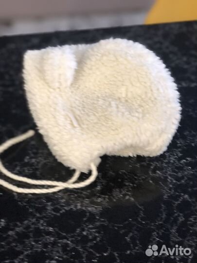 Продам зимнюю шапку для малыша