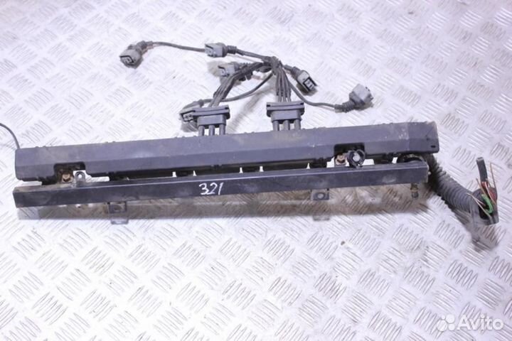 Рейка топливная рампа Bmw 5 e34 1988-1995