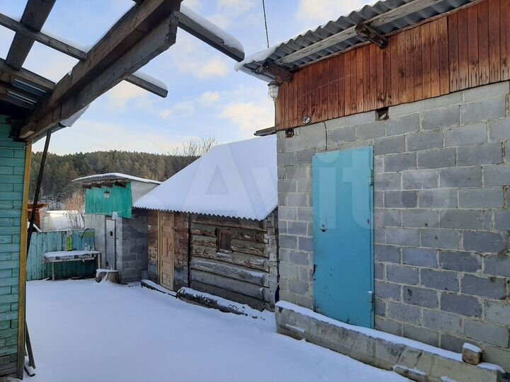 Дом 16,1 м² на участке 12 га