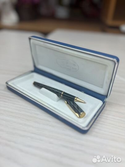 Перьевая ручка фирменная