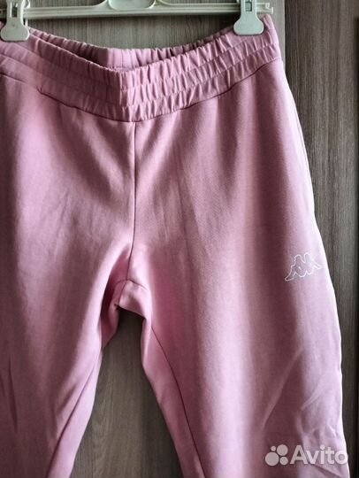 Спортивный костюм женский