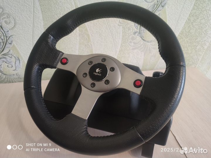 Игровой руль logitech g25