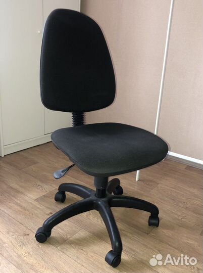 Компьютерное кресло
