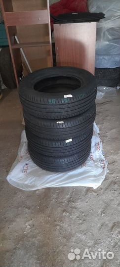 Pirelli Scorpion 215/60 R16 95V