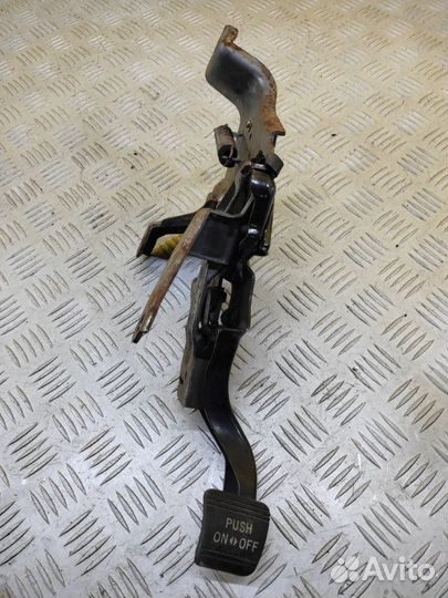 Педаль стояночного тормоза Lexus Rx 330 (U3) Ii