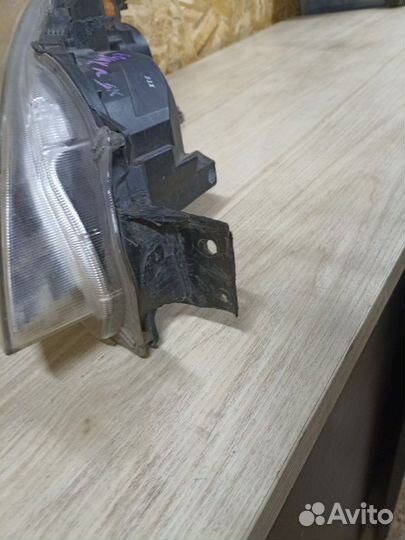 Фара правая Subaru Legacy outback