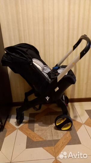 Прогулочная коляска с автолюлькой