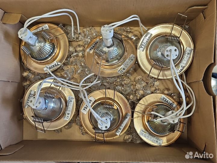 Светильник потолочный встраиваемый