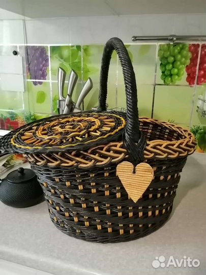 Красивая корзина плетёная для пикника
