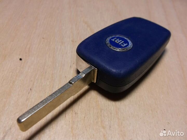 Fiat чип ключ CE0678 zinco 1-120 94V0 55213590003