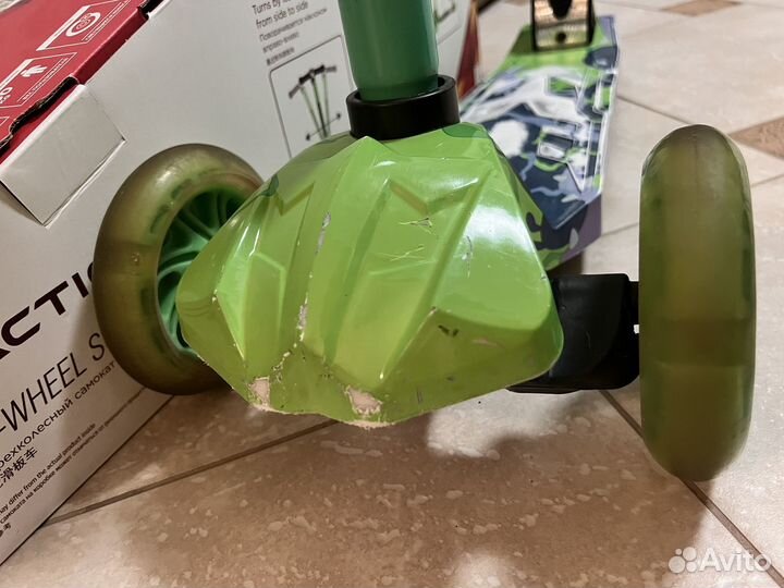 Самокат детский трехколесный