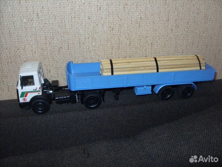 Маз-5433 и маз-5205 сцепка,с грузом сруб