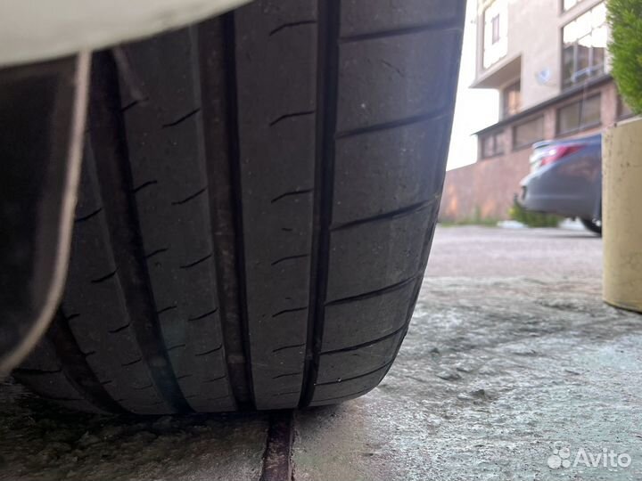 Bridgestone Potenza Sport 245/35 R19