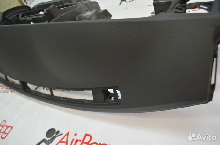 Торпедо панель приборов Nissan Patrul (старый)