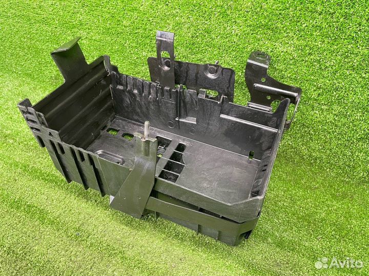 Кожух аккумулятора Opel Astra J GTC 2012 13243603