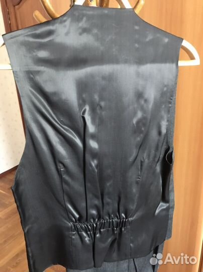 Костюм тройка для подростка