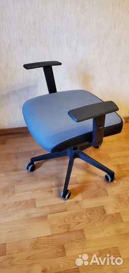 Стул кресло без спинки