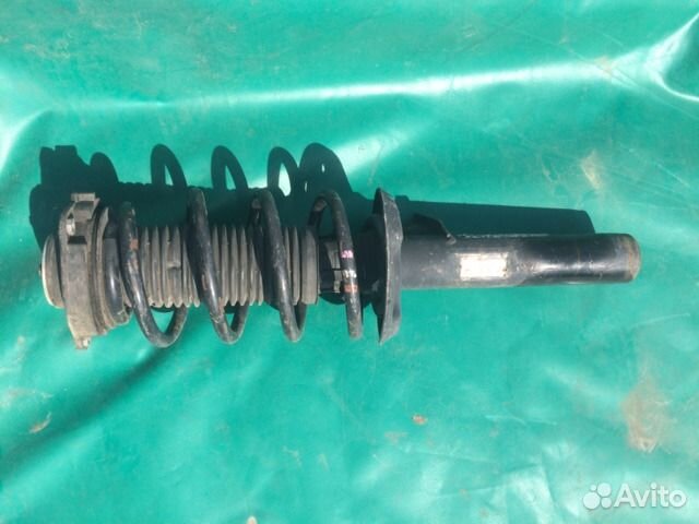 Передняя стойка фольцваген гольф 5