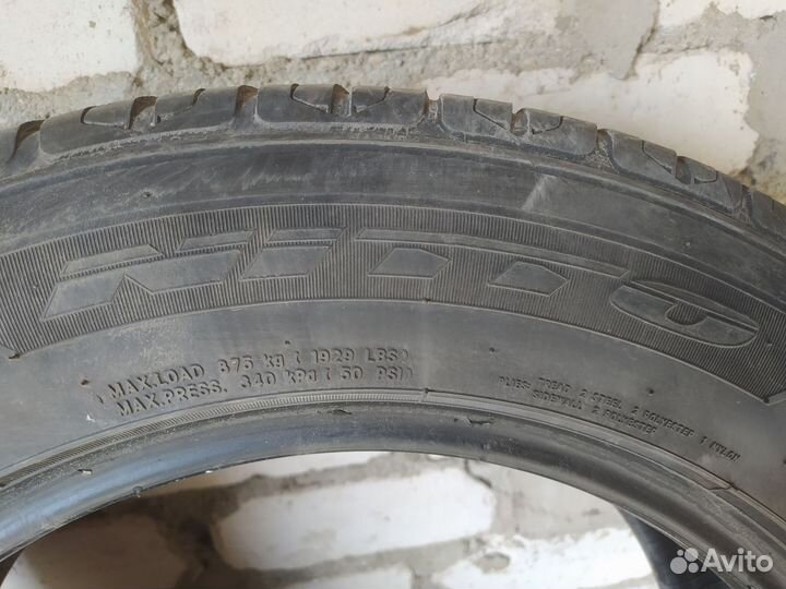 Nitto NT421Q 225/60 R17