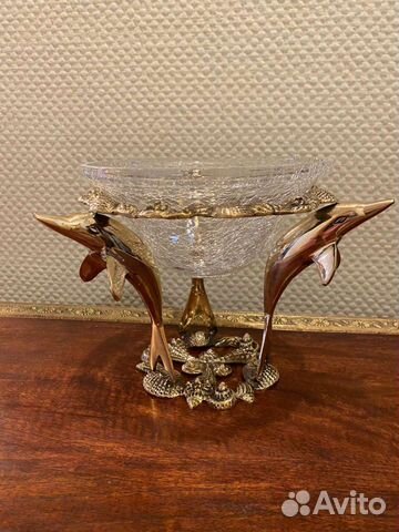 Ваза с дельфинами