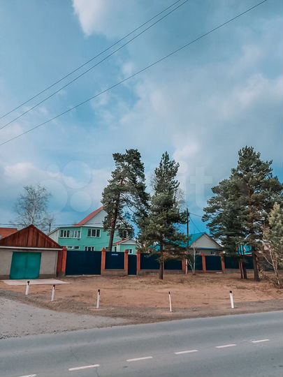 Дом 298 м² на участке 17,5 сот.