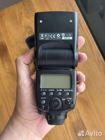 Вспышка камеры canon speedlite 580 ex ii