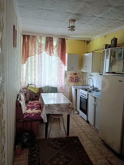 2-к. квартира, 65 м², 1/2 эт.
