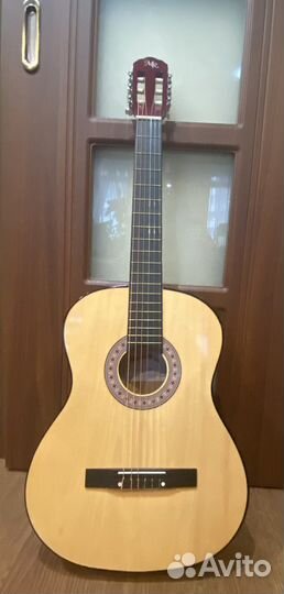Классическая гитара бу