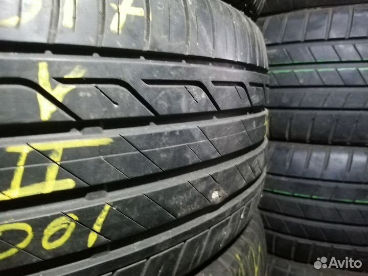 Bridgestone Turanza T001 215/55 R17
