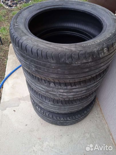 Viatti Strada Asimmetrico V-130 215/55 R17 94V