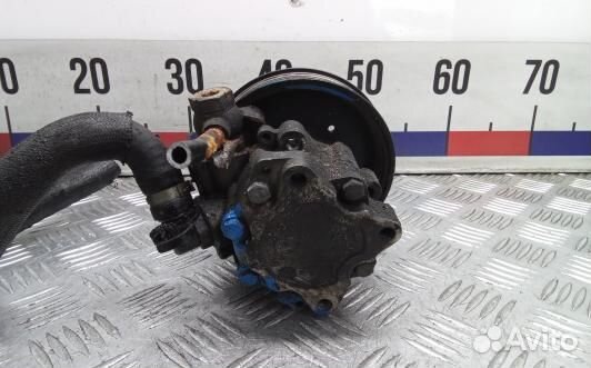 Насос гу дизельный audi A4 B7 (1NK09BT01)