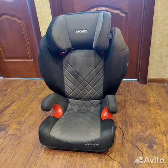 Автокресло Recaro ориг. в хорошем состоянии