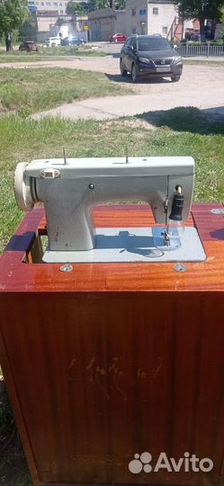 Швейные машинки б/у