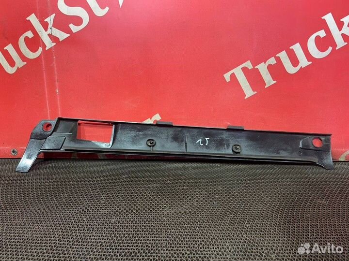 Накладка стойки левой Scania 5-series