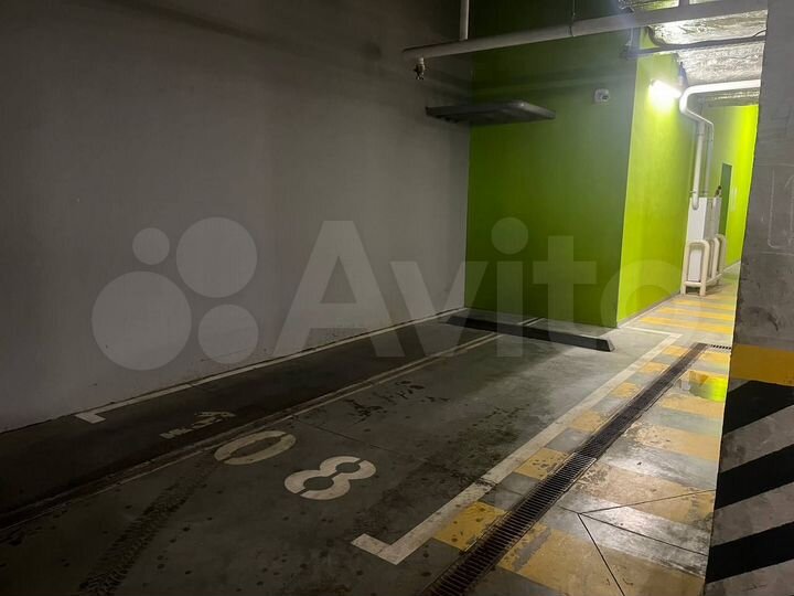 Машиноместо, 12 м²