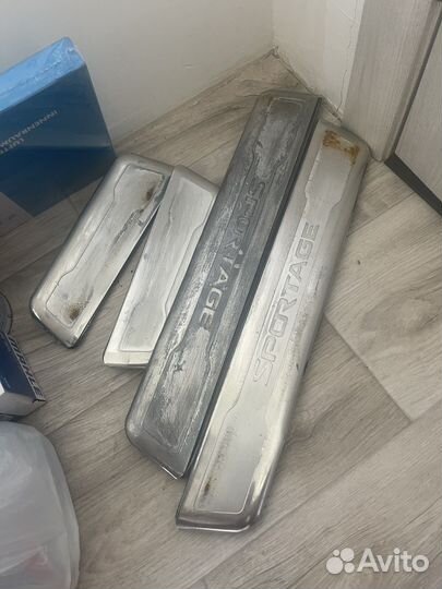 Накладки на пороги kia sportage 3