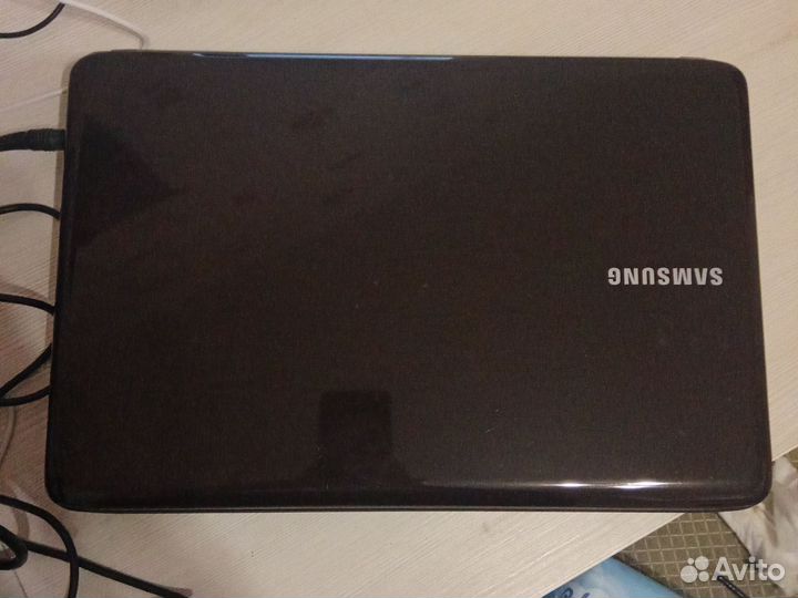 Ноутбук samsung r540