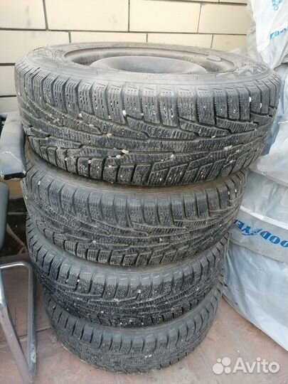 Зимняя резина с дисками 195/65/15 на Пежо партнер