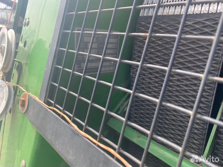 Пресс-подборщик John Deere 590, 2000