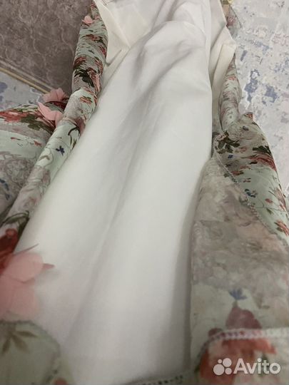 Нарядное женское платье