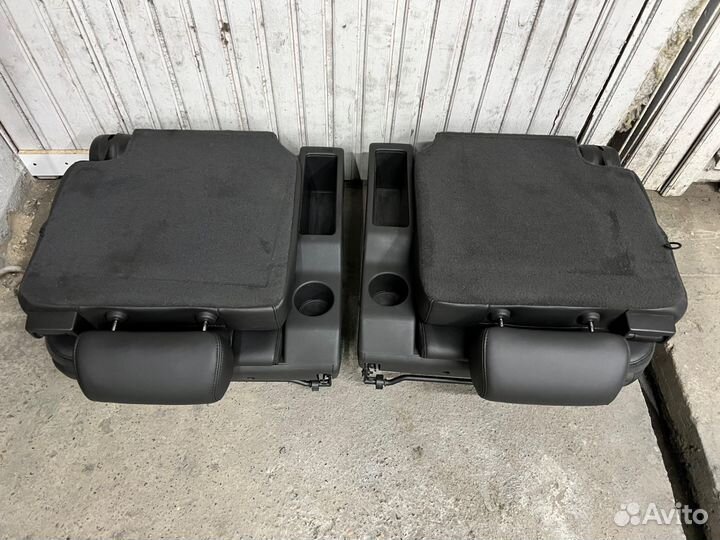 Третий ряд сиденья tahoe
