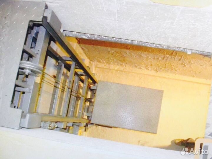 Грузовой лифт (подъёмник)