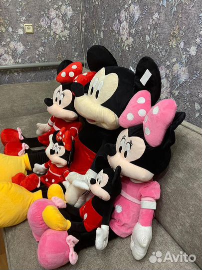 Большие мягкие игрушки Микки Маус и Минни Маус