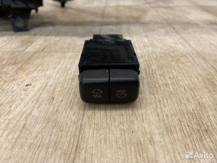 Фара противотуманная передняя Mitsubishi Lancer 9